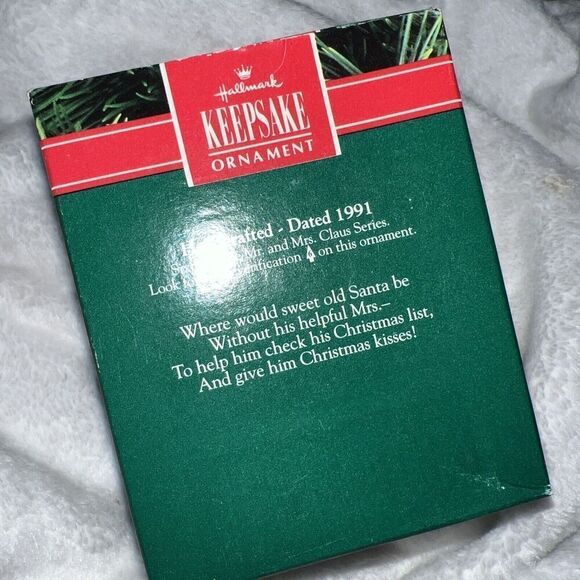 Checking His List 1991 Mr & Mrs Claus Santa Hallmark Keepsake Ornament Our T3219 - Picture 2 of 7